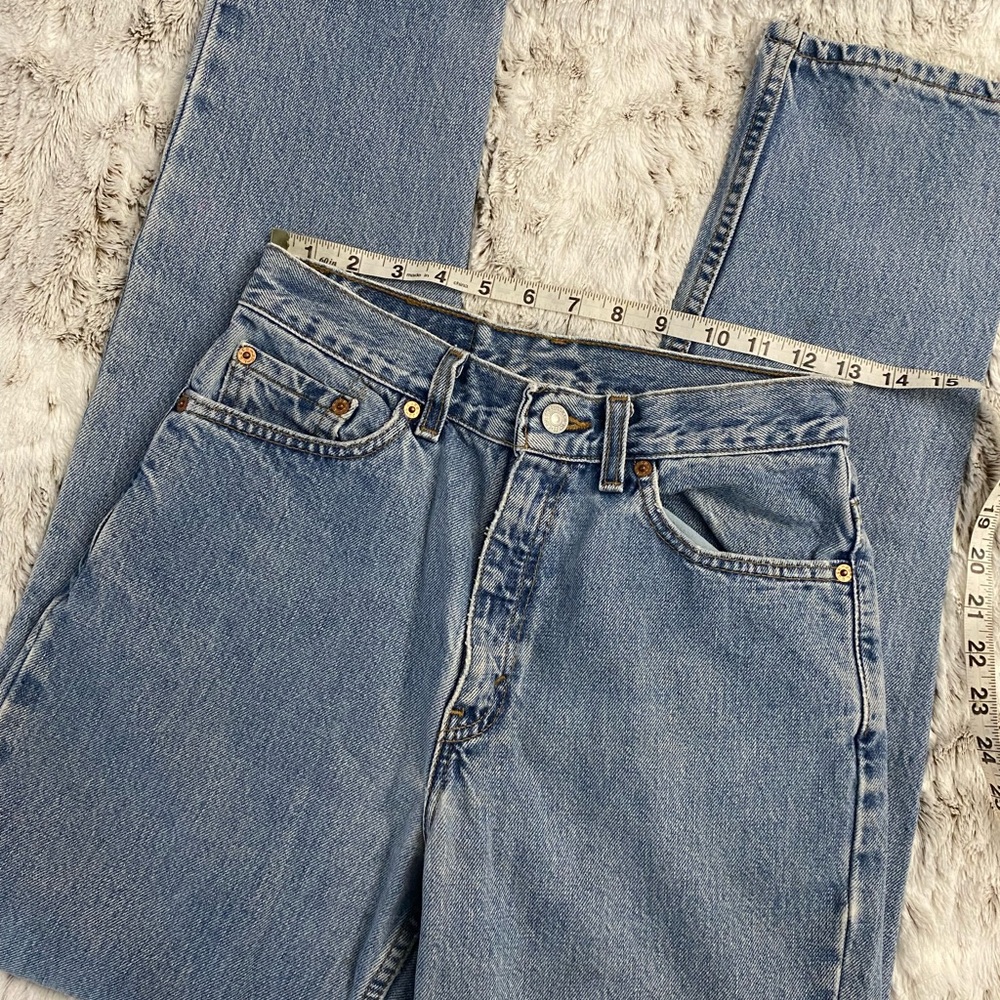 Levi's High Rise Women Jeans - Light Blue - Picture 2 of 16